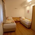 Almidyll Апартаменти