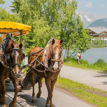 Landhaus Almidyll Apartment Seefeld in Tirol
