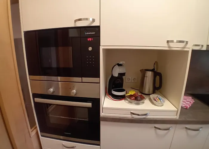 兰德豪斯阿尔米迪尔酒店 公寓 蒂罗尔-泽费尔德