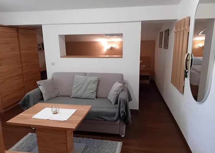 Landhaus Almidyll Apartment Seefeld in Tirol